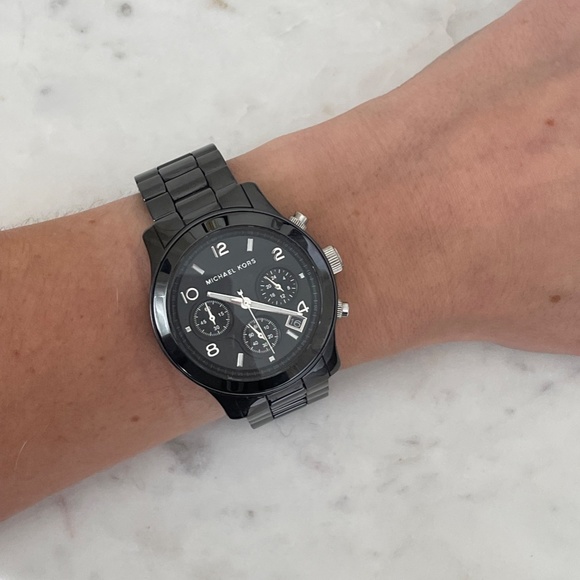 Michael Kors Chronograph Ceramic Watch Bracelet - Picture 4 of 7